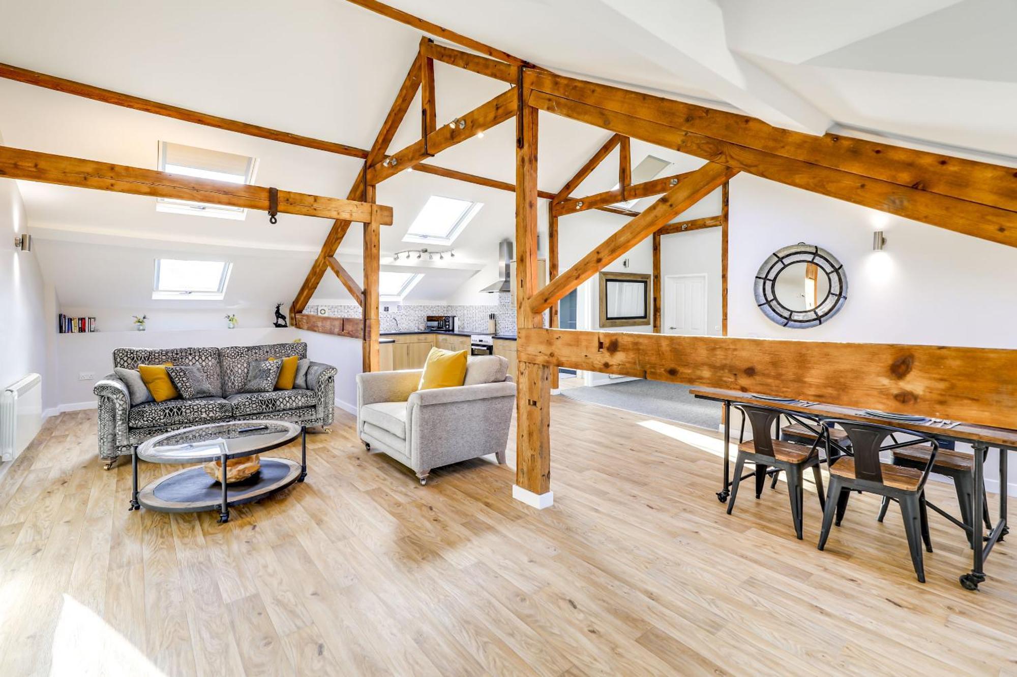 The Old Warehouse Ely "Apartments" ภายนอก รูปภาพ